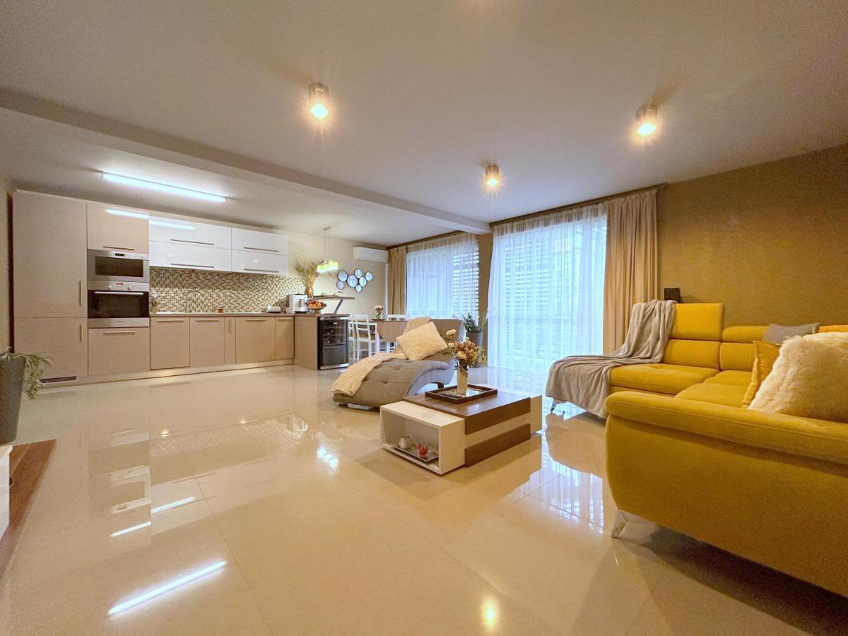 Thea Apartment Timisoara Luaran gambar